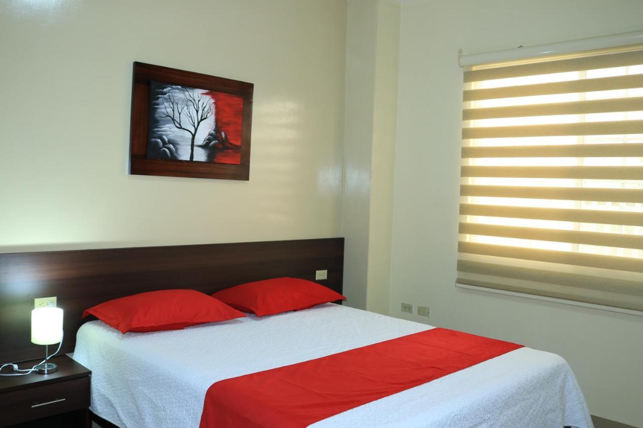 Hotel Pikeiro Blue Манта Екстериор снимка